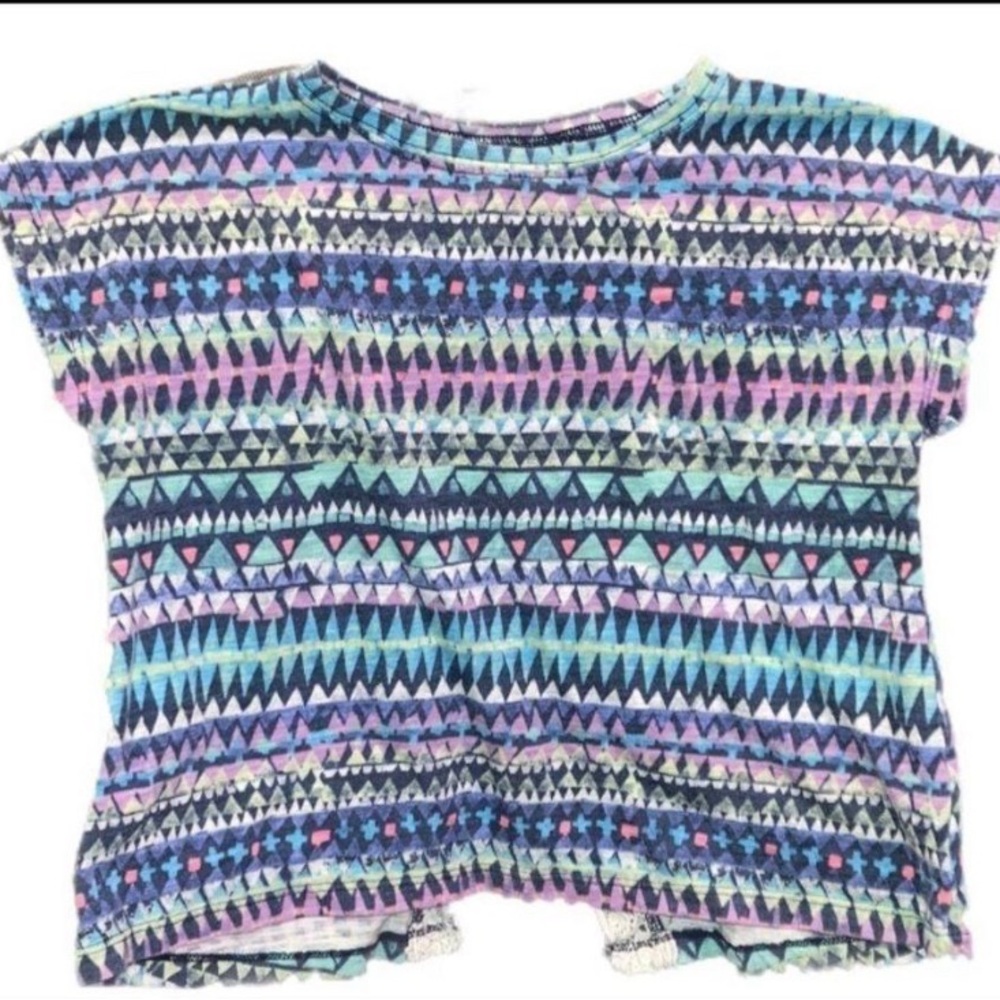 🦄3/$15🦄 Colorful Geometric Kids Top. Arizona Jean Co. Size 6X